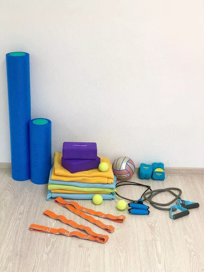 Студия Фитнеса Bright Emotion в Екатеринбурге: Растяжка, Фитнес, Студия,