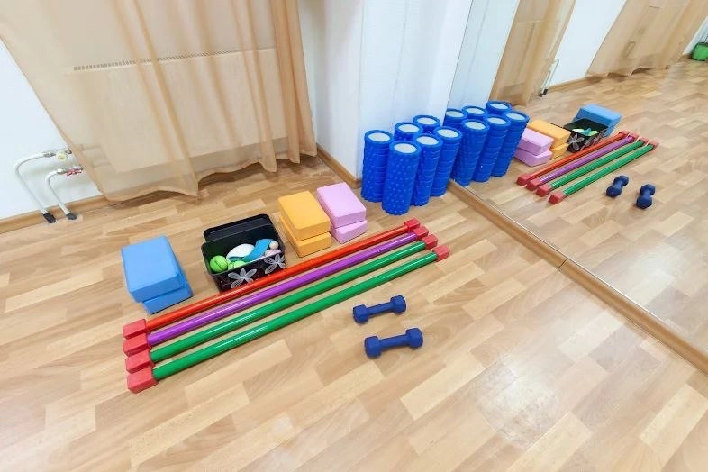 Студия Танцев и Йоги 412 в Екатеринбурге: Растяжка, Танцы, Студия,