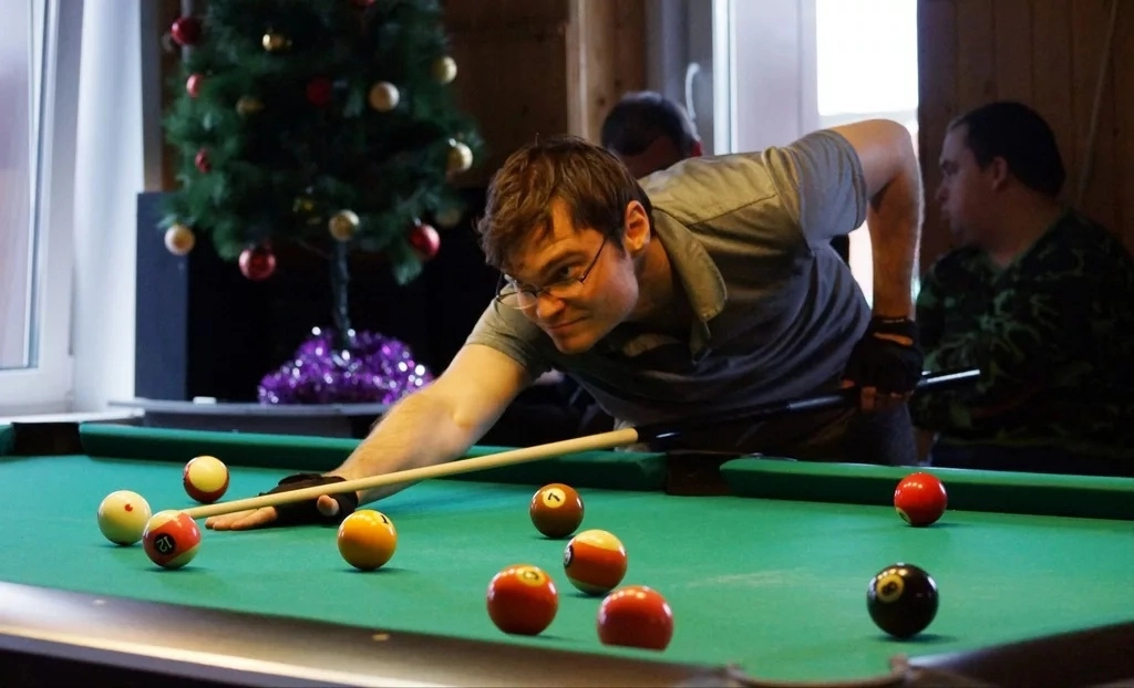 Бильярдный клуб "Кураж"