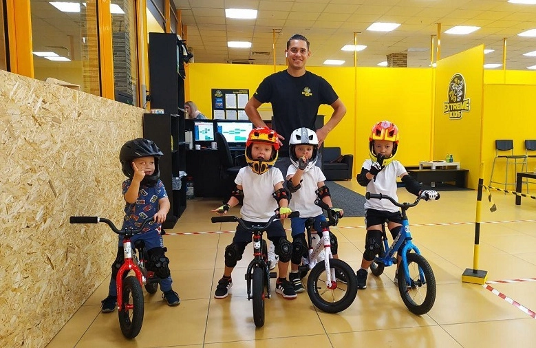 Спортивная школа EXTREME KIDS в Ульяновске: Скейтборд, BMX, Школа Лонгборда, Роллер Школа, Беговел, Спортивная Секция,
