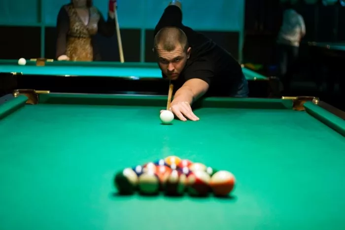 Бильярдный клуб "Мастер'