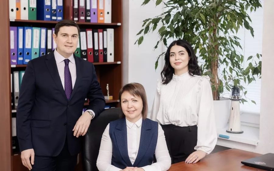 Юридические услуги Солнцев и партнёры в Калининграде: Нотариус, Адвокат , Юрист, Бизнес,