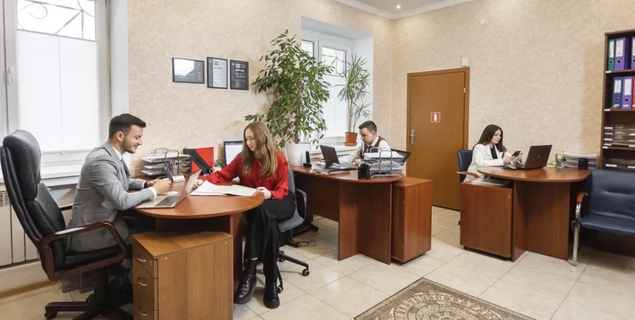 Юридические услуги Солнцев и партнёры в Калининграде: Нотариус, Адвокат , Юрист, Бизнес,