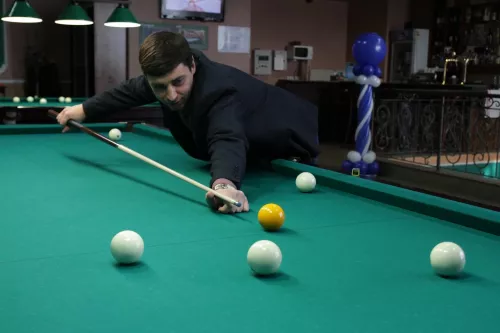 Бильярдный клуб Круглый шар  в  Москве