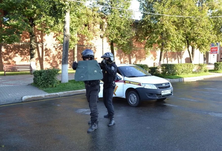 Охранная организация ФАКЕЛ НН в Нижнем Новгороде: Сигнализация, Тревожная Кнопка, Охрана на Объект, Охрана Грузоперевозок,