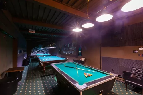 Бильярдный клуб 12 Футов Под Кием  в  Москве