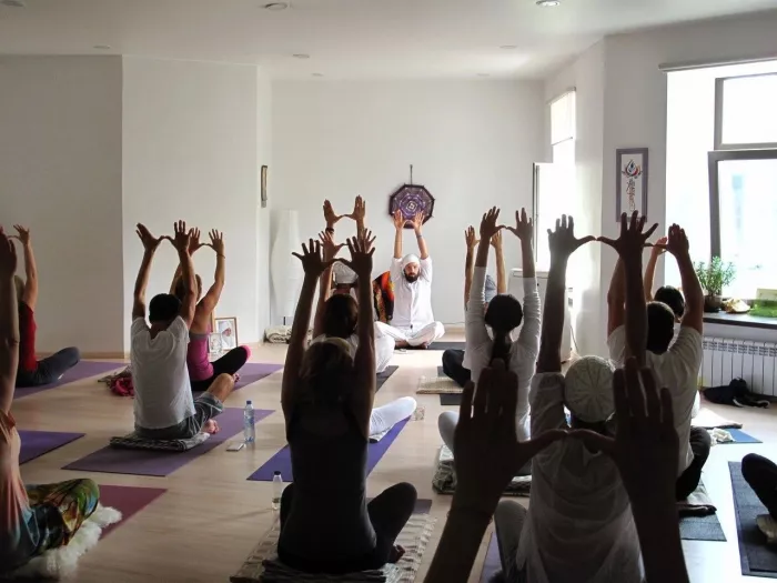 Студия Йоги «Серебряный лотос»