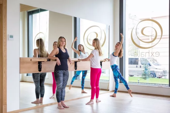 Центр Йоги «Exhale»