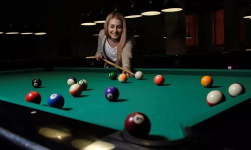 Бильярдный клуб Седьмая Луза  в  Москве