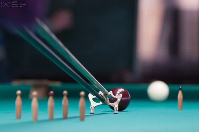 "Бильярдный клуб"
