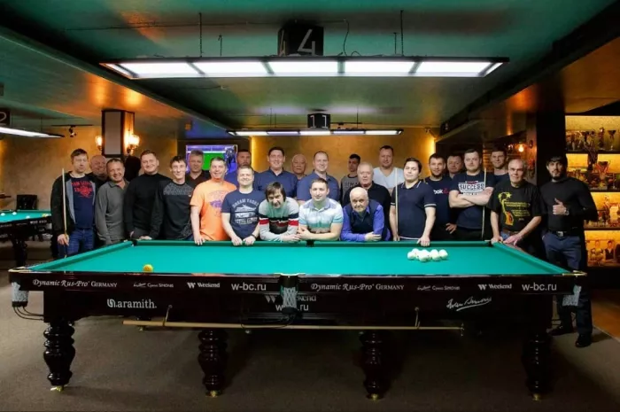 Бильярдный клуб "Мб11"