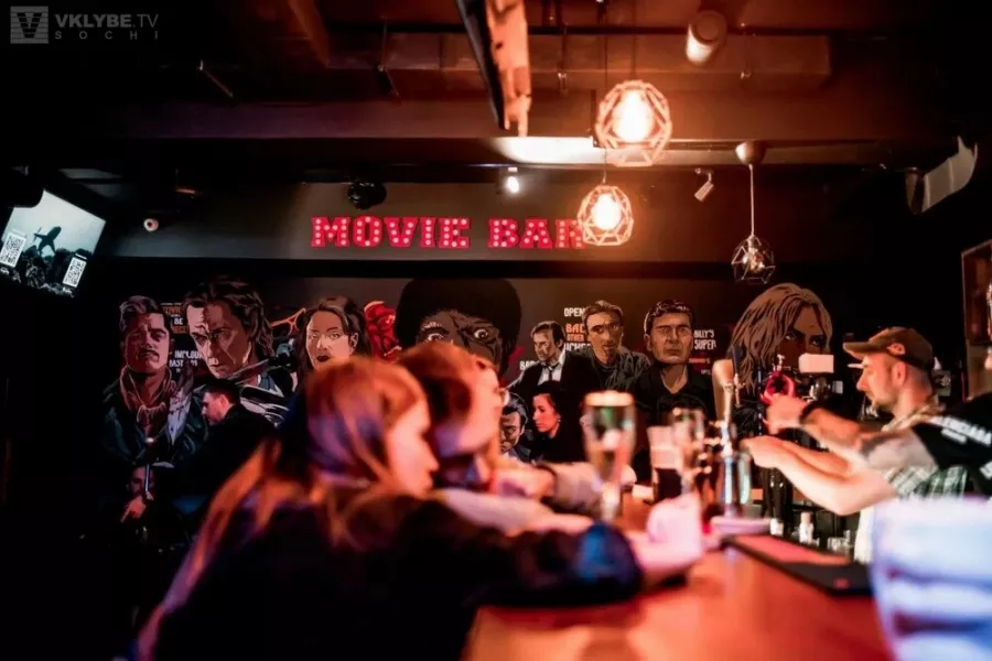 Караоке-клуб Movie bar в Сочи: Вечеринки, Танцы, Веселье, Песни,
