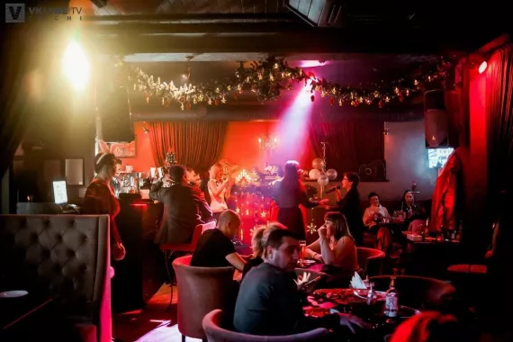 Караоке-клуб "Moulin Room"