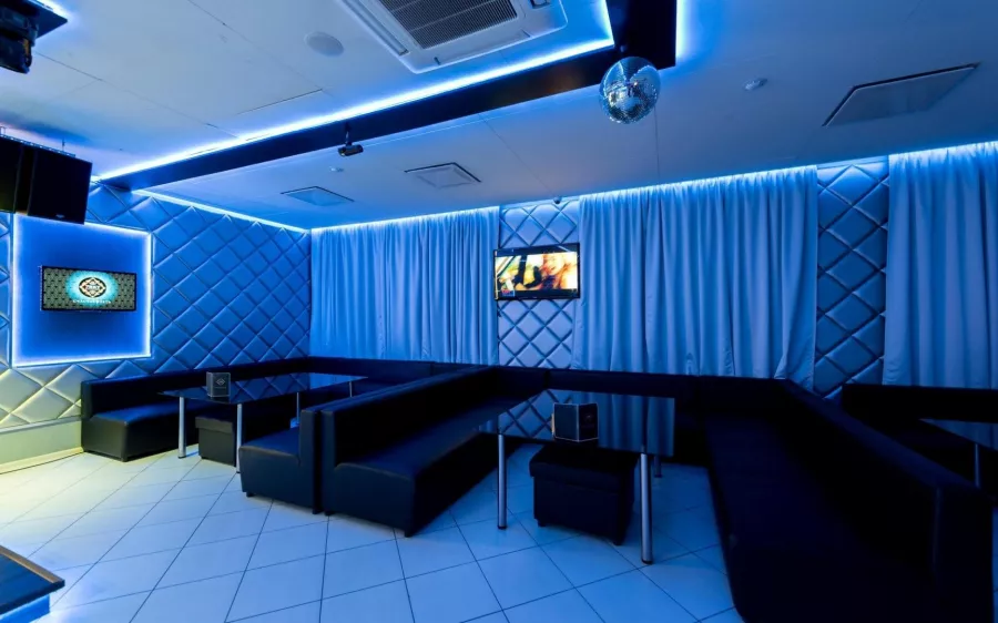 Караоке-клуб Five Notes в Анапе: Вечеринки, Песни, Танцы, Музыка,