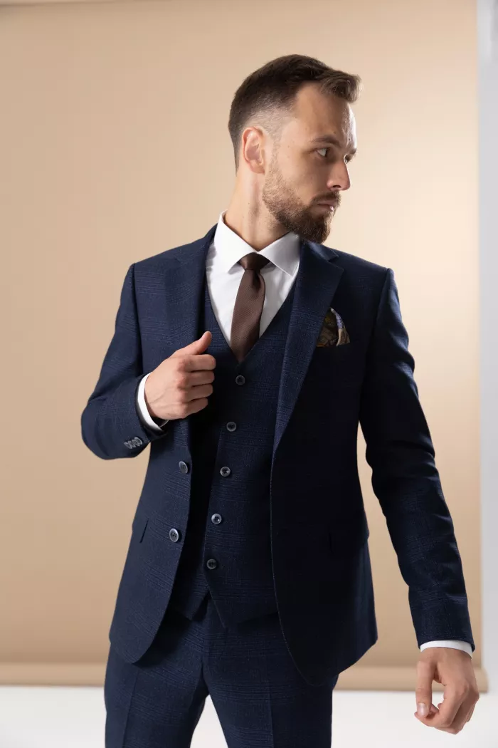 Мужские костюмы "Men`s Look store"