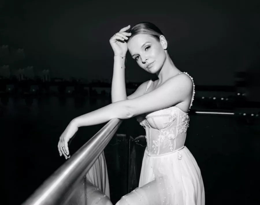 Свадебный салон Leo Kate studio в Москве: Свадебные костюмы, Для влюбленных, Свадебные платья, Свадебный салон, Невеста, Свадебная пижама,
