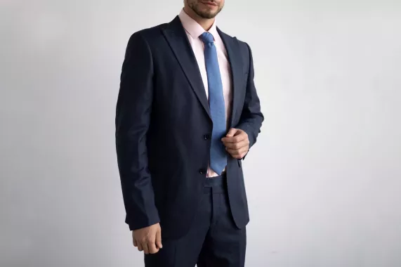 Салон мужских костюмов "Suit&tie"