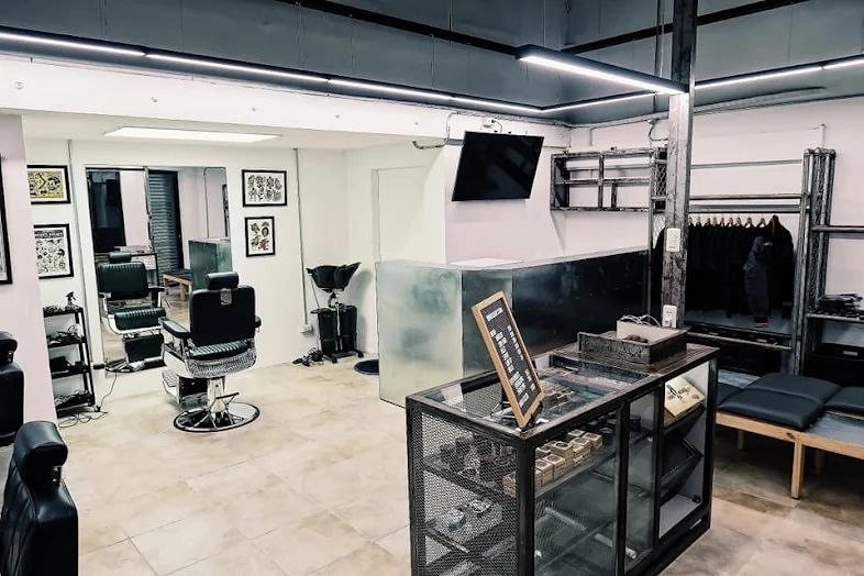 Барбершоп WWORKSHOP.STUDIO в Себу: Барбершоп, Парикмахерская , Barbershop , Salon,