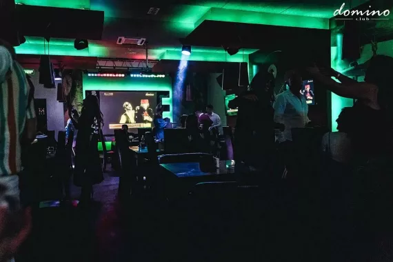 Караоке-клуб "Домино"