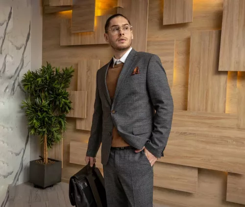 Магазин мужских костюмов ЭSТЕТ  в  Москве