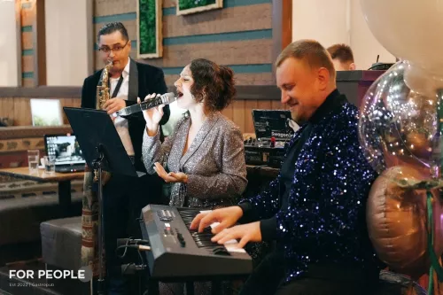 Караоке-клуб For People  в  Казани