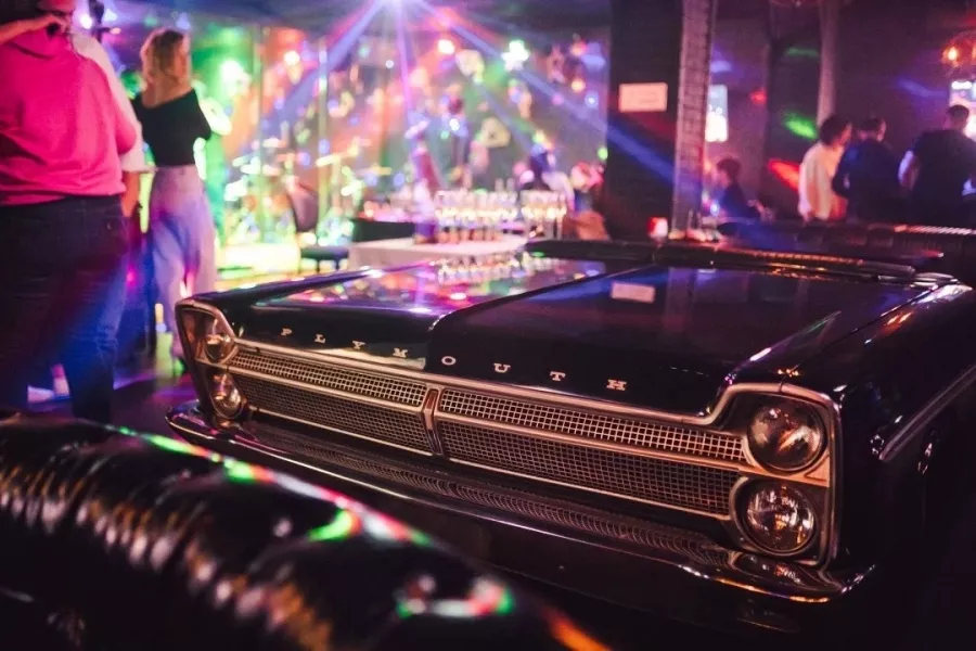 Караоке-клуб Бродвей в Новороссийске: Вечеринки, Песни, Танцы, Музыка,