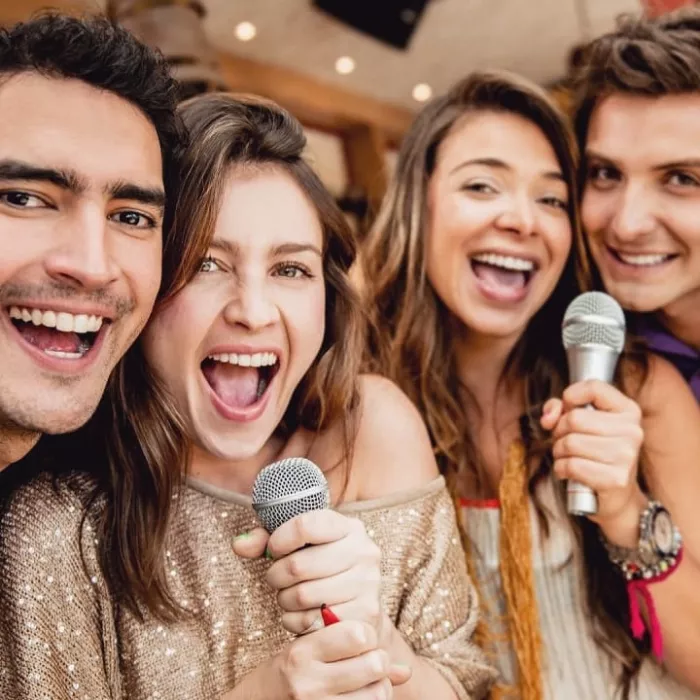 Караоке-клуб "Монро"