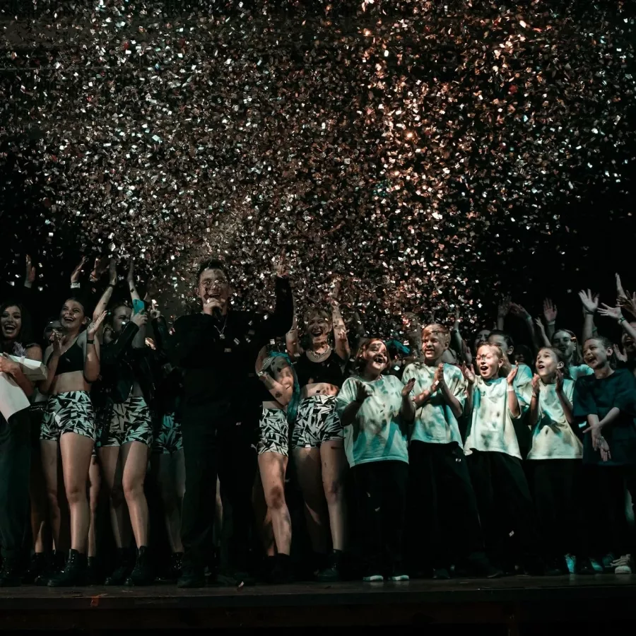 Танцевальная студия MyVibe в Новосибирске: Танцы, Школа, Хореография, Тренировка, Учимся,