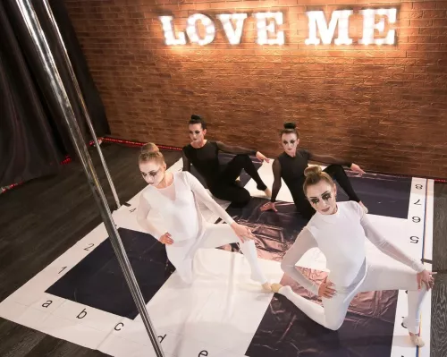 Студия танцев Love Me  в  Новосибирске