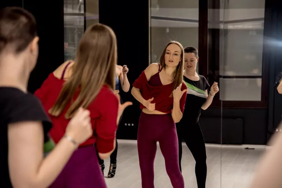 Школа танцев и фитнеса Latina Top в Новосибирске: Учимся, Танцы, Фитнес, Тренировка, Зал, Хореография, Школа,