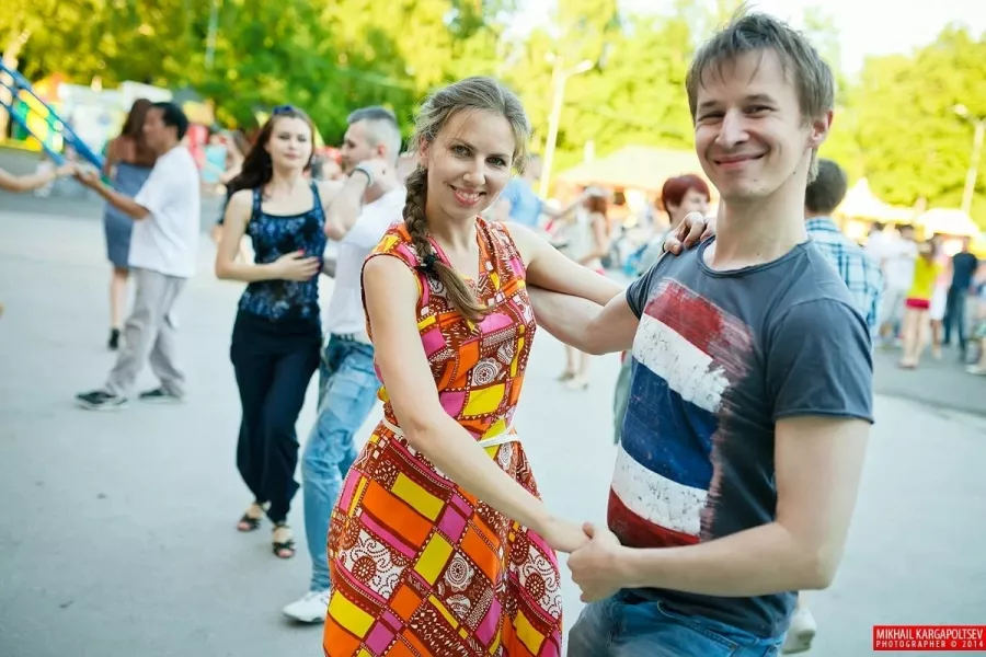 Школа танцев Сальсатека в Новосибирске: Танцы, Хореография, Сальса, Бачата, Зал,