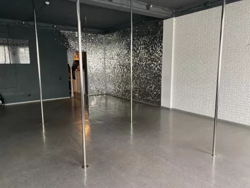 Танцевальная студия Moon house  в  Новосибирске