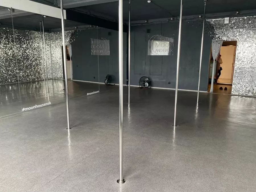 Танцевальная студия Moon house в Новосибирске: Танцы, Хореография, Зал, Учимся, Школа,