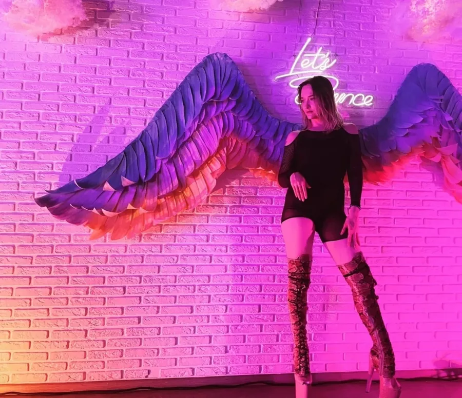 Танцевальная студия Moon house в Новосибирске: Танцы, Хореография, Зал, Учимся, Школа,