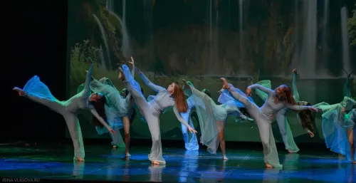 Образцовый театр-танца Шанс  в  Новосибирске