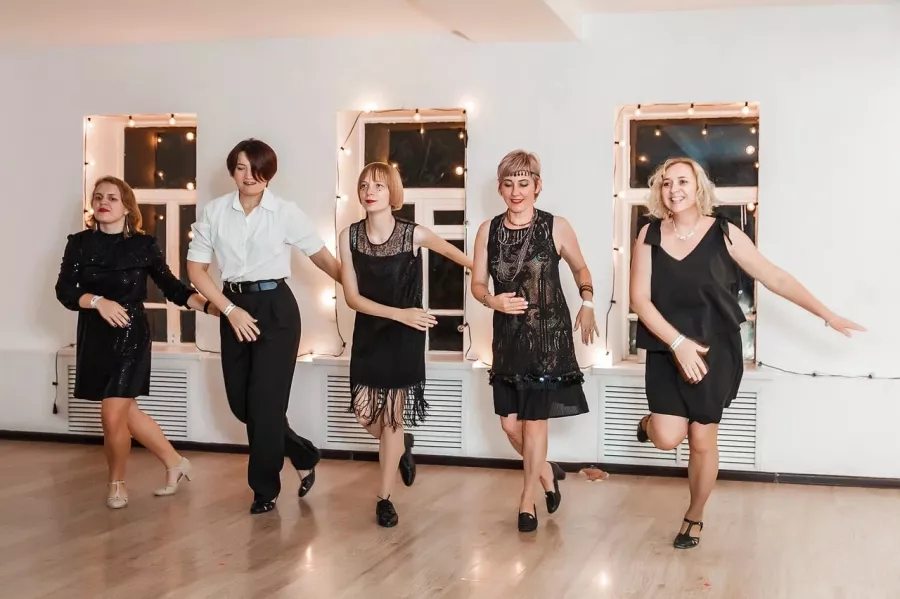 Школа танцев Swing Time в Новосибирске: Танцы, Хореография, Зал, Тренировка, Учимся, Школа,