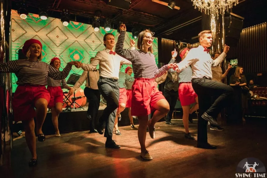 Школа танцев Swing Time в Новосибирске: Танцы, Хореография, Зал, Тренировка, Учимся, Школа,