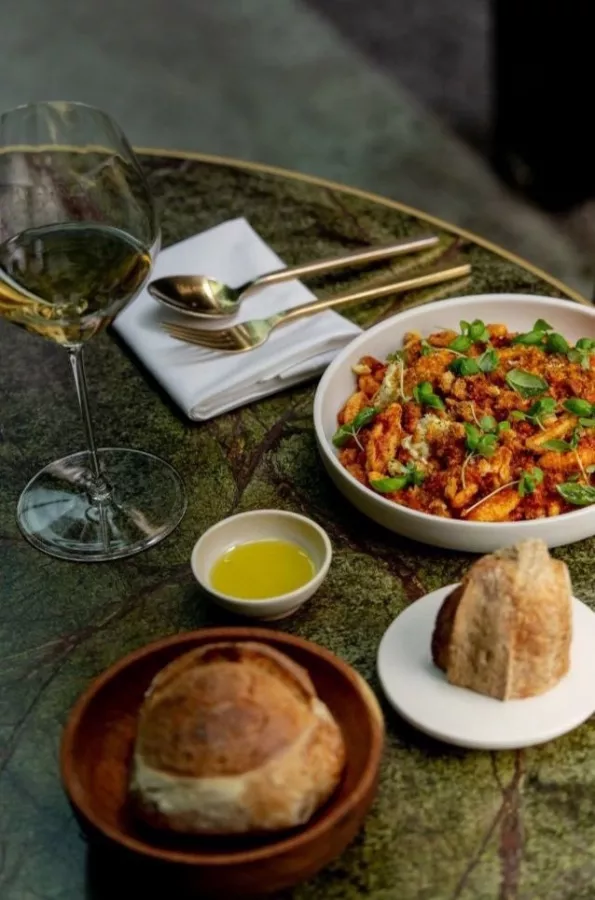 Ресторан Casa Cavia в Буэнос-Айрес (Аргентина): Фьюжн кухня 🍽, Fusion food, Ресторан, Restaurant ,