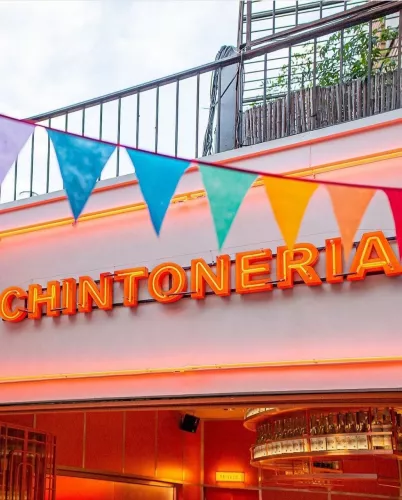 Бар Chintoneria  в  Буэнос-Айрес (Аргентина)