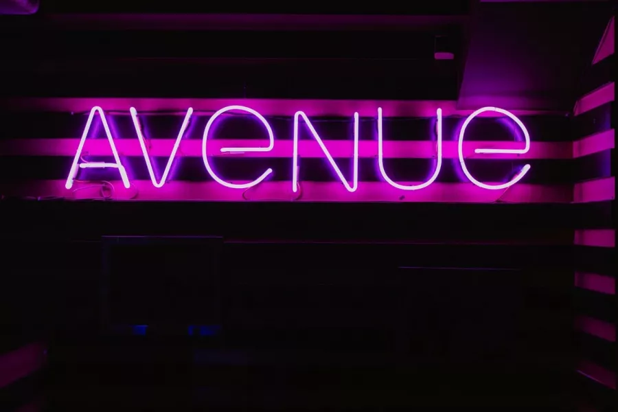 Караоке-клуб Avenue в Пятигорске: Вечеринки, Танцы, Чилим, Песни,