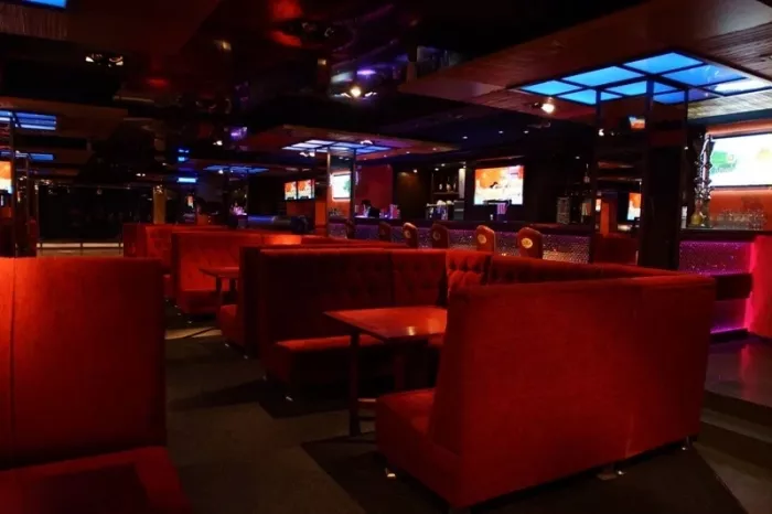 Караоке-клуб "Занзибар"