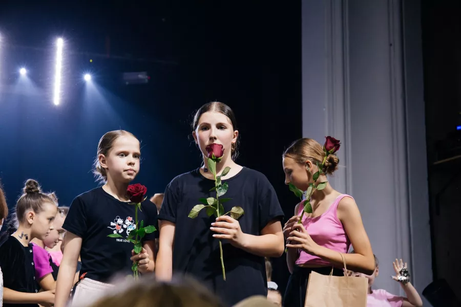 Театр танца Атмосфера в Новосибирске: Танцы, Хореография, Зал, Акробатика, Учимся, Школа,
