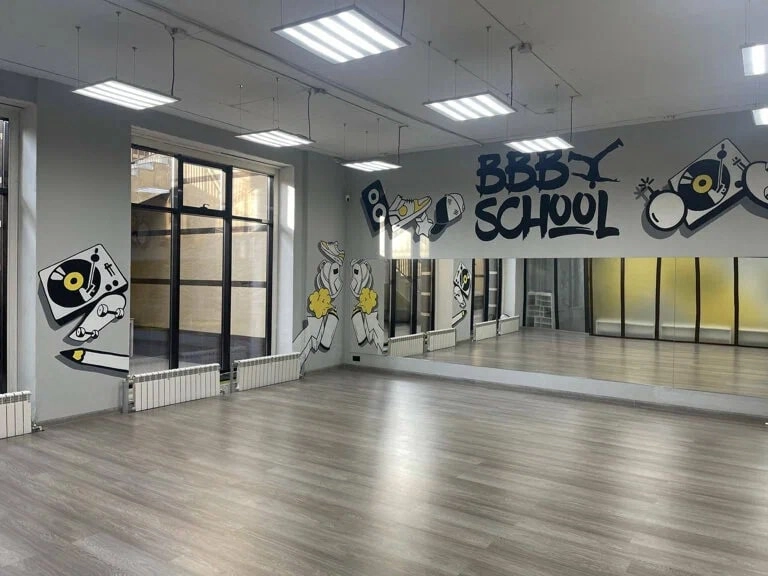 Школа Танцев Бит Бомбит в Новосибирске: Танцы, Хореография, Зал, Тренировка, Учимся, Школа,