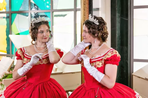 Школа Светского Танца Отражение  в  Новосибирске