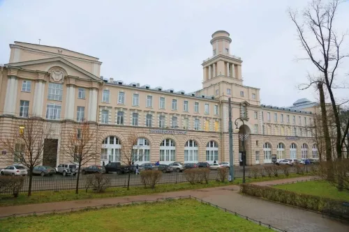 Университет ИТМО  в  Санкт-Петербурге