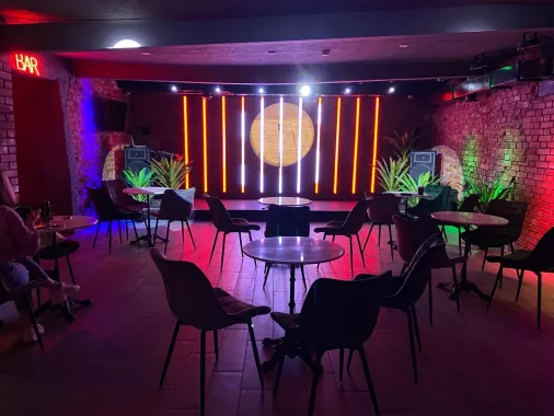 Караоке-клуб "S Bar"