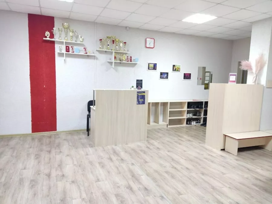 Студия танца Стиль в Новосибирске: Танцы, Хореография, Зал, Школа танцев, Растяжка, К-поп,