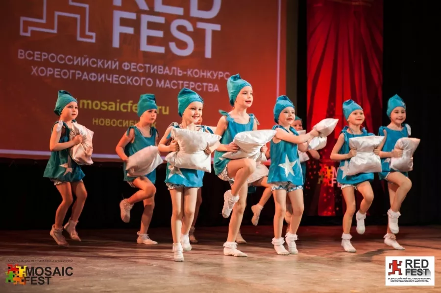 Танцевальная студия Астера в Новосибирске: Танцы, Хореография, Зал, Тренировка, Школа, Учимся,