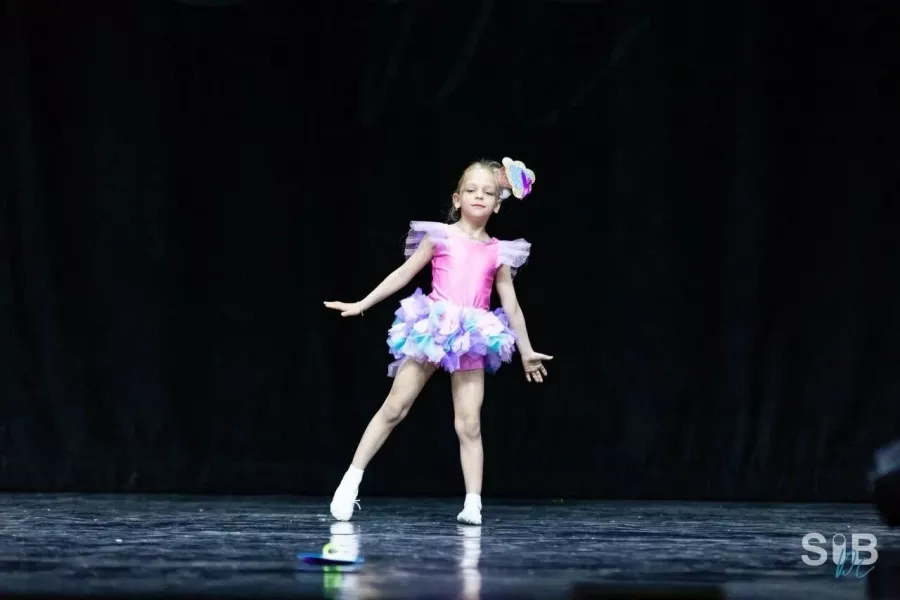 Школа танцев Кураж в Новосибирске: Танцы, Хореография, Зал, Школа, Учимся,