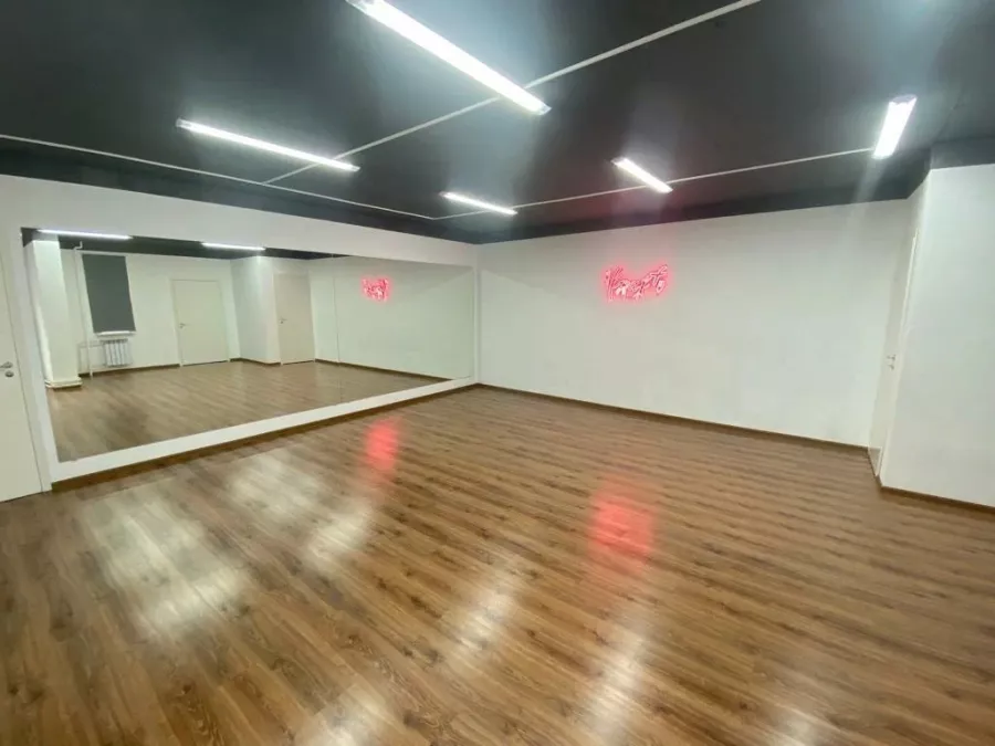 Школа танцев Кураж в Новосибирске: Танцы, Хореография, Зал, Школа, Учимся,